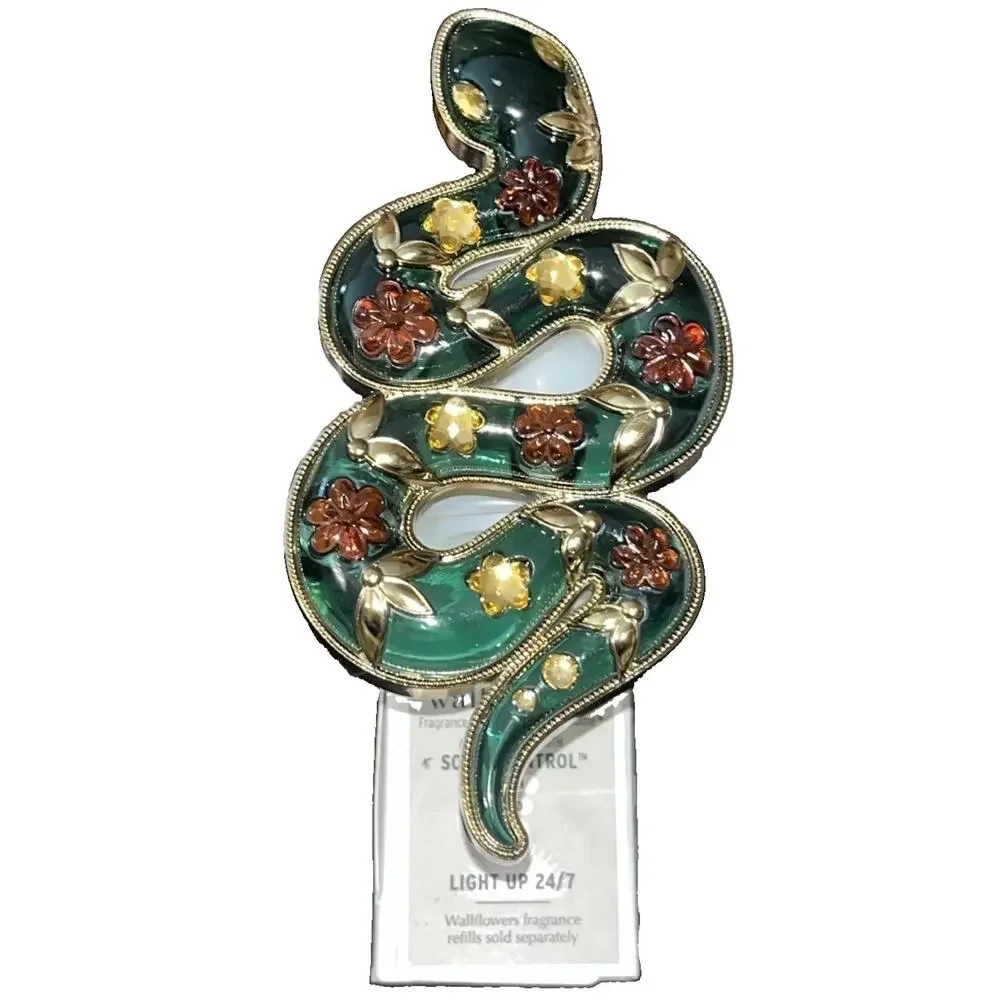 Bath & Body Works Jeweled Snake Wallflower Plug In ScentControl Nightlight Green